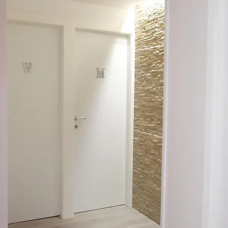 Bed & Breakfast Elmi 3*