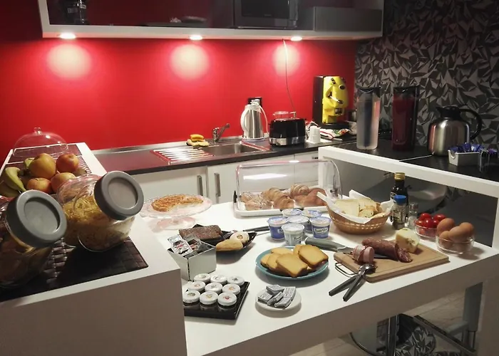 Elmi Bed & Breakfast 3*